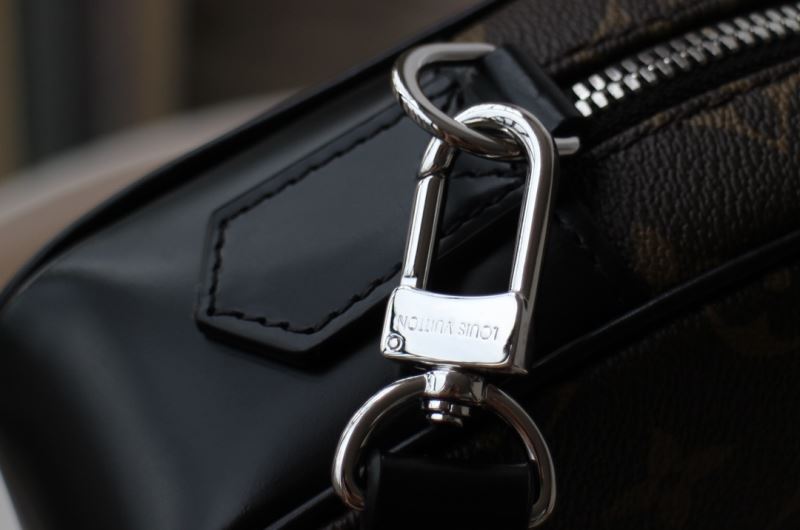 Louis Vuitton Clutch Bags